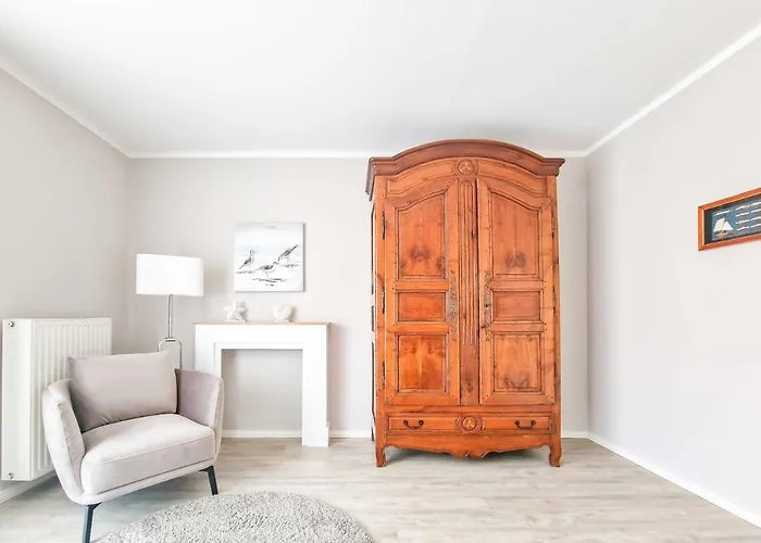 Ferienhaus Küstenschwalbe *